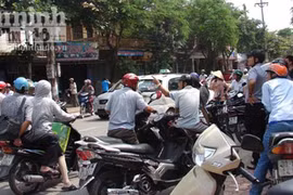 Bất cẩn gây chập điện, 2 người thương vong
