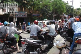 Bất cẩn gây chập điện, 2 người thương vong