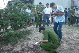 Dùng kéo đâm chết chồng vì bị chửi bới, đánh đập