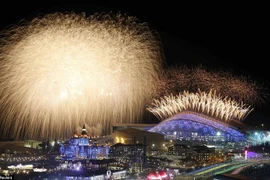 Olympic Sochi 2014 chính thức khai mạc với màn pháo hoa rực rỡ