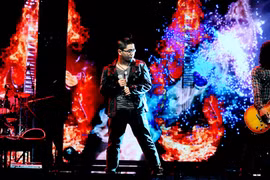 "Sẽ mãi yêu anh" giành giải ca khúc được yêu thích nhất trong tháng