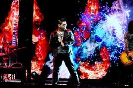 "Sẽ mãi yêu anh" giành giải ca khúc được yêu thích nhất trong tháng