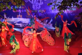 “Sắc màu chuyên ngoại ngữ”: Trải nghiệm các nền văn hoá độc đáo trên thế giới