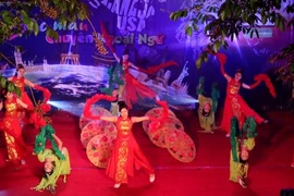 “Sắc màu chuyên ngoại ngữ”: Trải nghiệm các nền văn hoá độc đáo trên thế giới