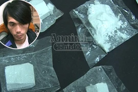 Bắt quả tang 2 đối tượng tàng trữ lượng heroin tương đương 300 tép