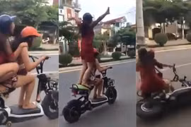 Vô tư đùa giỡn trên đường, 2 thiếu nữ "đo đường" trong đau đớn