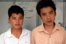 Thoát chết nhờ dùng răng cắn... cướp