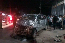 Ô tô “điên” đâm liên hoàn, 5 người nhập viện