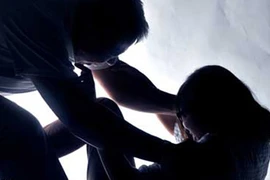 Suýt bị hiếp dâm vì... tưởng nhầm người yêu