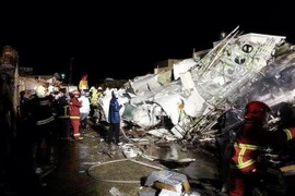 Đài Loan: Rơi máy bay chở khách, 51 người thiệt mạng