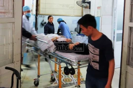 "Ngáo" đá, nam thanh niên tự tay cắt phăng "của quý"