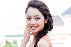 Jennifer Phạm bị áp lực khi làm MC Giọng hát Việt nhí