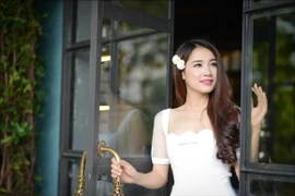 Vẻ đẹp ngọt ngào của nữ diễn viên chính phim “Quả tim máu”