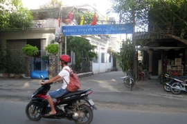 Quan hệ bất chính, Bí thư Đảng ủy phường bị kỷ luật cảnh cáo 