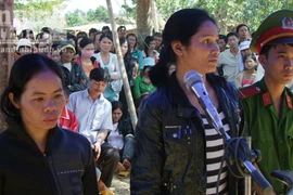 Vợ đồng lõa với người giúp việc giết chồng ngay trên giường ngủ