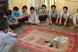 Triệt xóa 2 ổ nhóm, bắt giữ 47 đối tượng tham gia đánh bạc