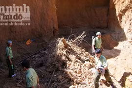 Giải tỏa các điểm "nóng" khai thác vàng trái phép