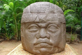 Kỳ bí những chiếc đầu đá Olmec