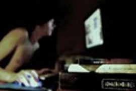 Khởi tố đối tượng dùng ảnh “nóng” tống tiền– tình nữ giáo viên