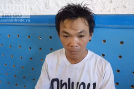 Bắt đối tượng bán ma túy di chuyển bằng xe khách