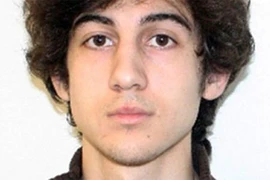 Nghi phạm đánh bom giải marathon Boston chối tội