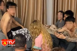 Phát hiện 8 nam nữ đang thác loạn bằng ma túy ở chung cư cao cấp