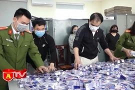 Làm giả thực phẩm chức năng điều trị bệnh xương khớp bằng C sủi