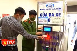 Lắp đặt hàng loạt máy quét mã QR tại các bến xe Thủ đô