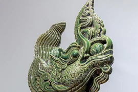 "Bật mí" về bức tượng đầu rồng tặng Tổng thống Obama