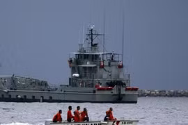 Philippines bắt giữ tàu cá Trung Quốc
