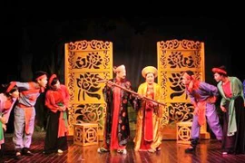 "Cải lão hoàn đồng"