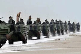 Nhật Bản mua hàng loạt xe lội nước tăng cường khả năng phòng thủ đảo