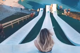 Trải nghiệm máng trượt nước đẳng cấp nhất thế giới