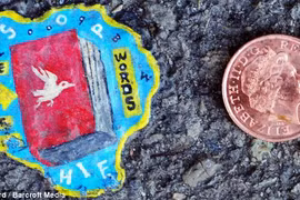 Bã kẹo cao su thành nghệ thuật nhiều màu sắc