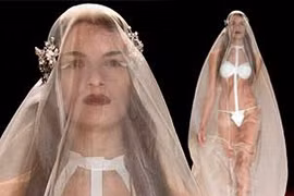 Choáng với kiểu váy cưới kết hợp bikini