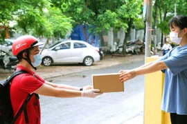 Xu thế hợp tác giữa vận chuyển hàng hóa với sàn thương mại điện tử quốc tế 