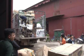 Phát hiện xử lý vụ vận chuyển hàng hóa nhập lậu với số lượng lớn