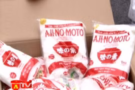 Triệt phá đường dây sản xuất, tiêu thụ mì chính, bột giặt giả nhãn hiệu