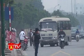 Công bố đường dây nóng phản ánh nhà xe tăng giá, nhồi nhét khách