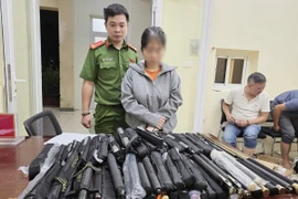  Lộ đường dây mua bán qua mạng, thu giữ hàng trăm vũ khí, công cụ hỗ trợ 