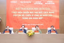 Chuẩn mực đạo đức cách mạng giúp hoàn thiện hơn nữa cán bộ chiến sỹ công an nhân dân trong giai đoạn mới