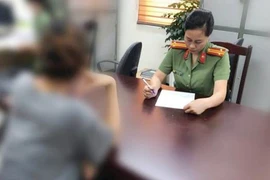 Phạt 7,5 triệu đồng người phụ nữ xúc phạm lực lượng Công an 