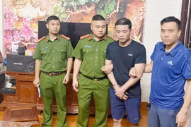 Bí ẩn chiếc xe taxi chỉ hoạt động từ 17 giờ