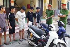 Tóm gọn 5 thanh niên đột nhập ký túc xá trộm cắp xe máy