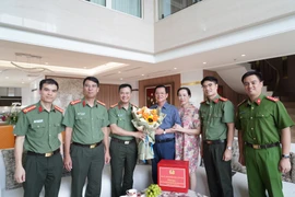 Luôn dõi theo sự trưởng thành, lớn mạnh của Công an Thủ đô