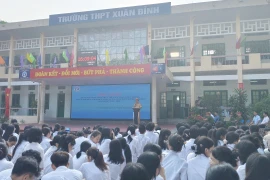 Xây nhận thức, nâng ý thức của thanh thiếu niên khi tham gia giao thông