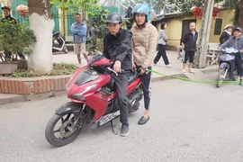 Bắt 2 đối tượng cướp giật điện thoại sau 4 giờ khẩn trương truy xét