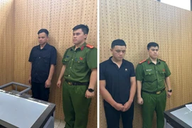 Đêm khuya đột nhập cửa hàng lấy trộm hơn 50 chiếc điện thoại