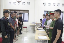 Khởi tố 42 đối tượng khai thác vàng trái phép