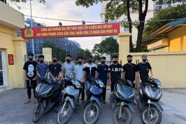 Cái giá phải trả cho hành vi ngông cuồng, "bốc đầu" xe máy giữa đêm khuya